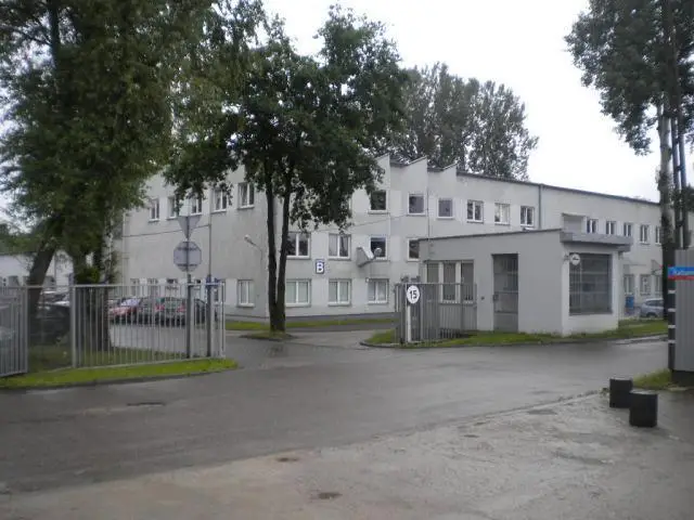 Kabaretowa 21 — zdjęcie budynku