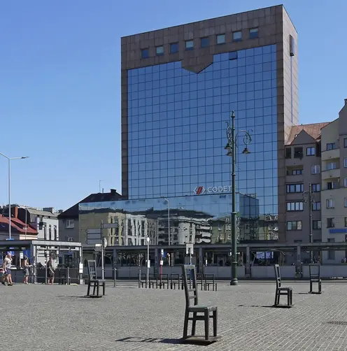 Na Zjeździe 11 — zdjęcie budynku