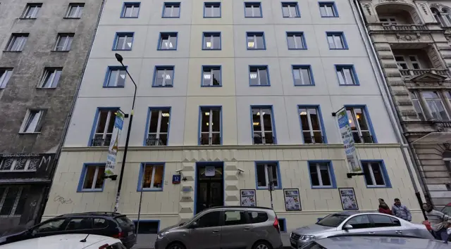 Widok 12 — zdjęcie budynku