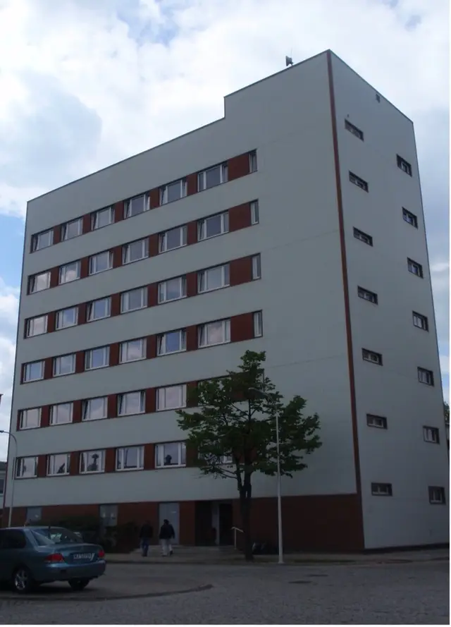 Powsińska 69/71 — zdjęcie budynku