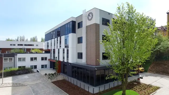 Zabytkowa 2 — zdjęcie budynku