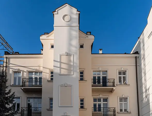 Madalińskiego 9 — zdjęcie budynku