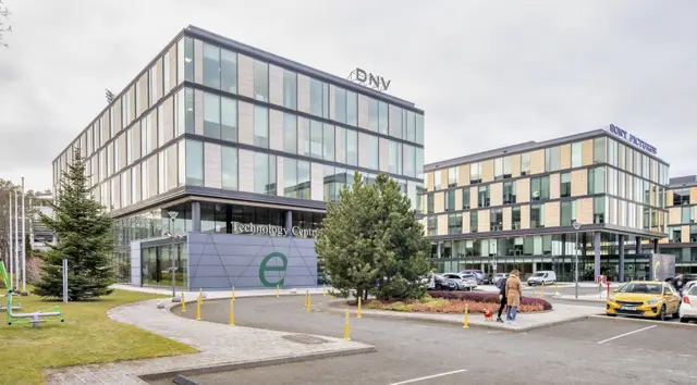 Łużycka Office Park E — zdjęcie budynku