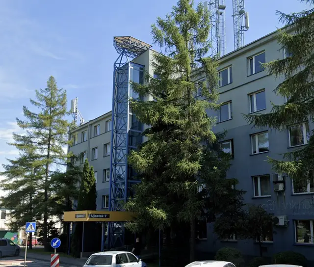 Ujastek 7 - Budynek C — zdjęcie budynku