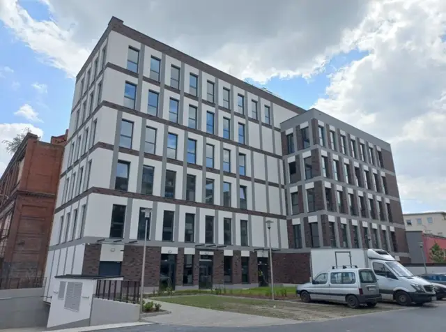 Krakowska 98 — zdjęcie budynku