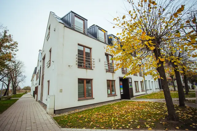 Reduta Office B — zdjęcie budynku