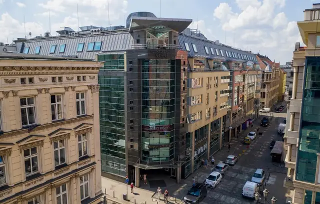 Wratislavia Center — zdjęcie budynku