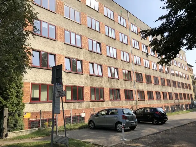 Rolna 43 — zdjęcie budynku