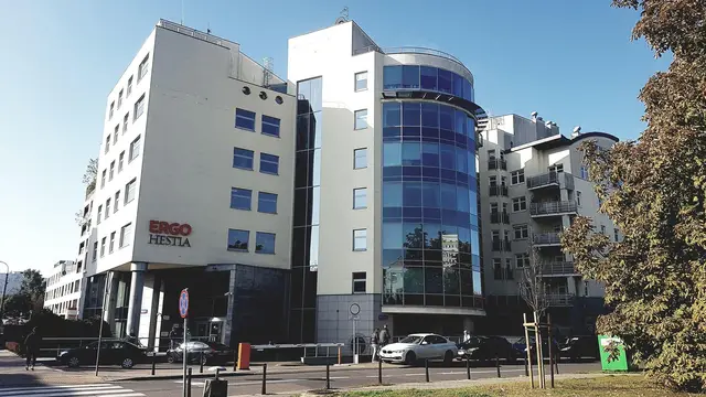 Mołdawska 9 — zdjęcie budynku