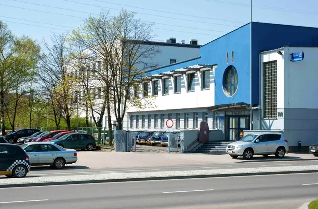 MP100 Centrum Biurowe — zdjęcie budynku