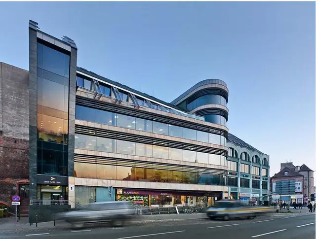 New Point Offices — zdjęcie budynku