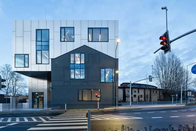 H11 Boutique Office — zdjęcie budynku
