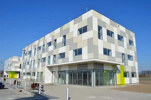 Budynek Laboratoryjno-Doświadczalny — zdjęcie budynku