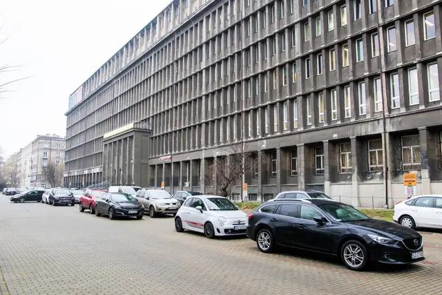 Centrum Biurowe Plac Grunwaldzki — zdjęcie budynku