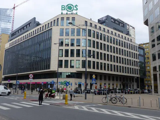 Feniks Office Building — zdjęcie budynku
