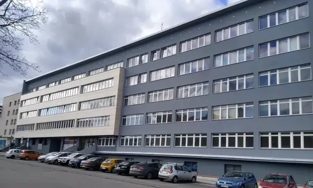 Jasnogórska 11 — zdjęcie budynku