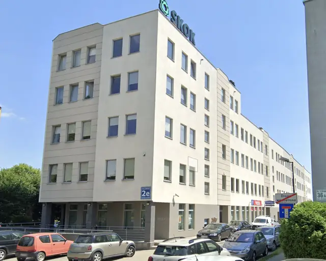 Konrada Wallenroda 2E — zdjęcie budynku