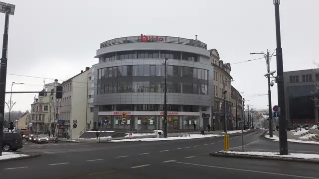 Okrąglak — zdjęcie budynku