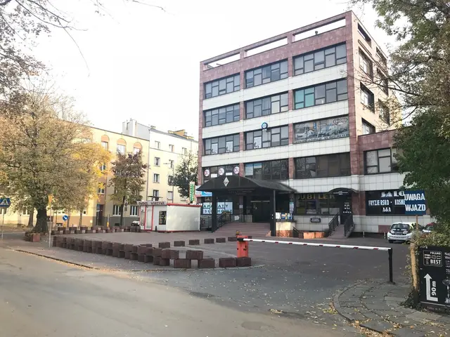Paderewskiego 14 — zdjęcie budynku