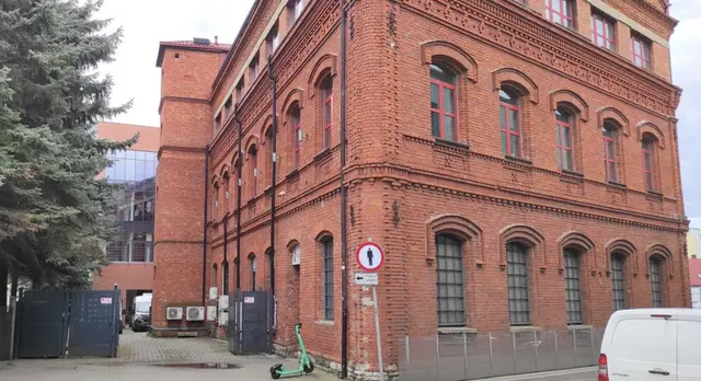 Piłsudskiego 3 — zdjęcie budynku