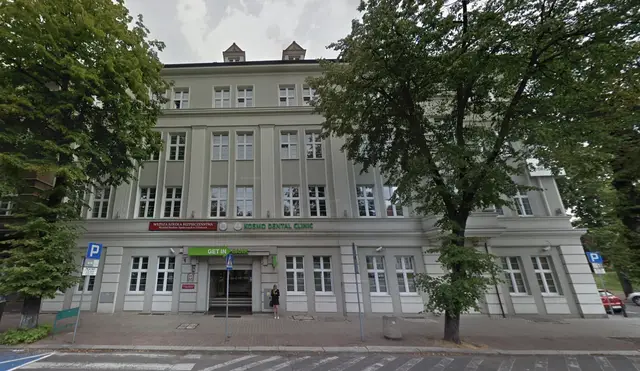 Piłsudskiego 9 — zdjęcie budynku