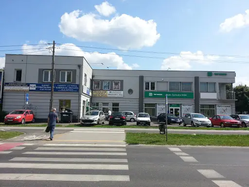 Szubińska 83 — zdjęcie budynku