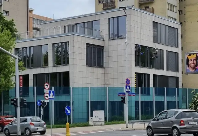 Zwycięzców 2 — zdjęcie budynku