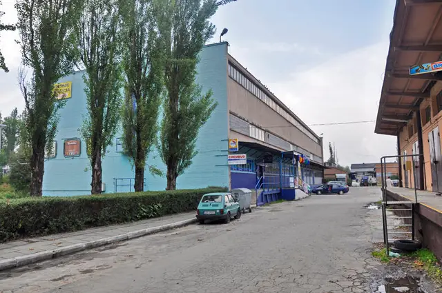 Kosynierów 40 — zdjęcie budynku