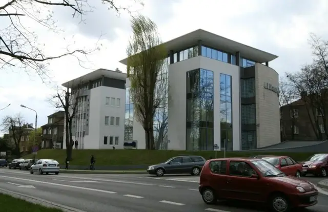 Centrum Biurowe Cytadela — zdjęcie budynku