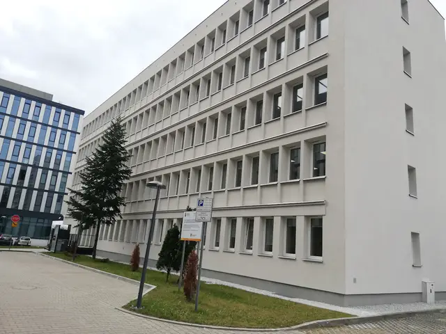 PPTP - Budynek 400 — zdjęcie budynku