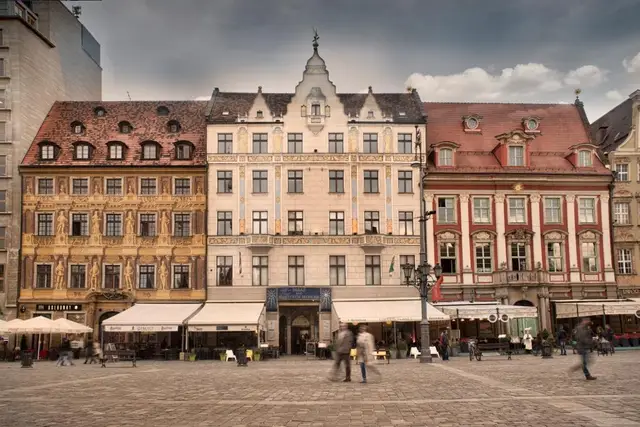 Pasaż pod Błękitnym Słońcem — zdjęcie budynku