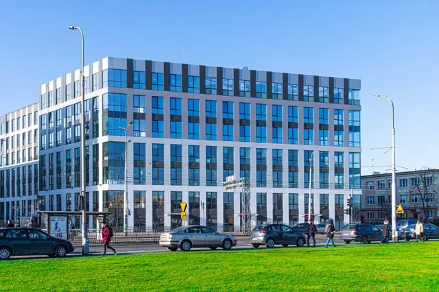 City Forum 1 — zdjęcie budynku