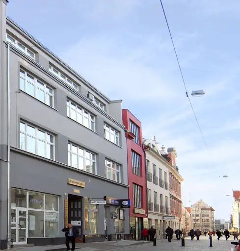 Wita Stwosza 3 — zdjęcie budynku