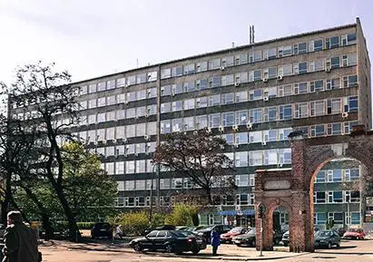 Mińska 25 — zdjęcie budynku