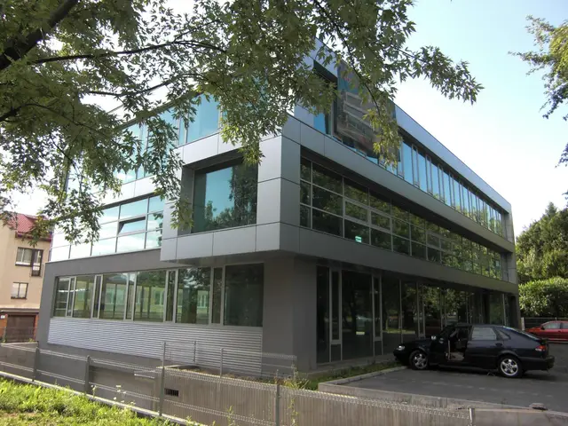 Puławska 296 — zdjęcie budynku