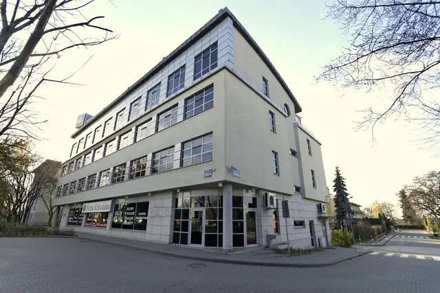 Erbud HQ — zdjęcie budynku