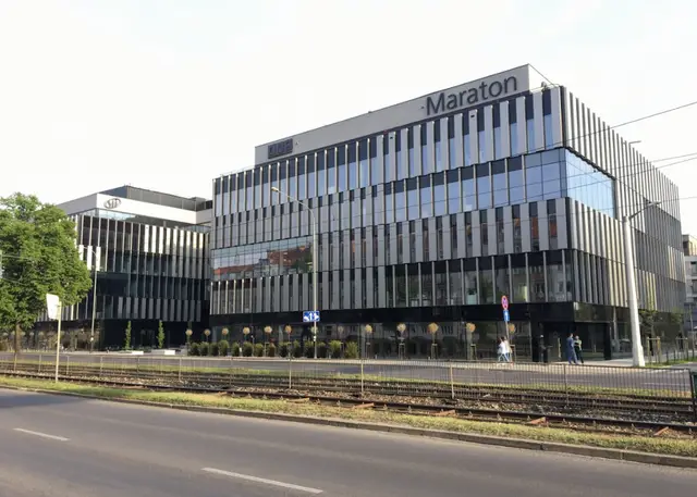 Maraton — zdjęcie budynku