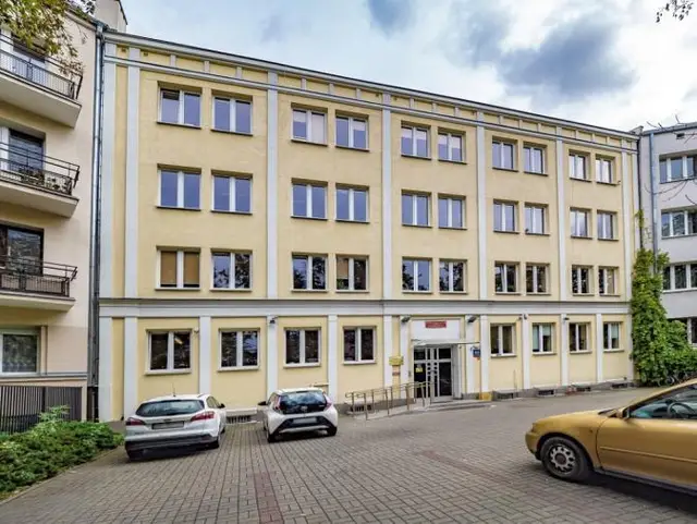 Kielecka 44 — zdjęcie budynku