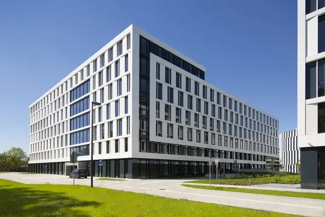 Business Garden Warszawa - Budynek 4 — zdjęcie budynku